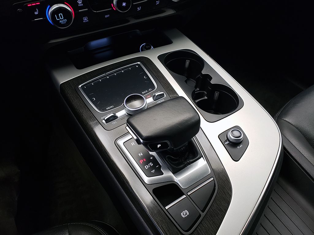 Thumbnail: 2019 Audi Q7 - 14