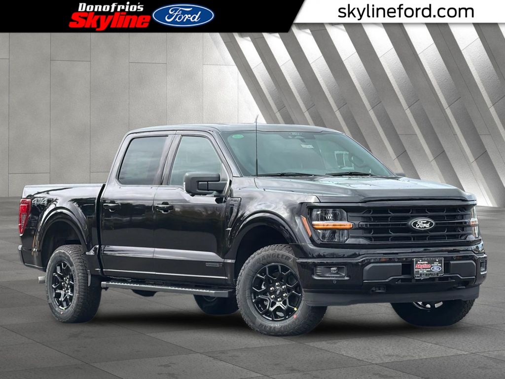 Agate Black Metallic 2026 Ford F-150 XLT SuperCrew 4WD Pickup Truck Four-Wheel Drive Automatic