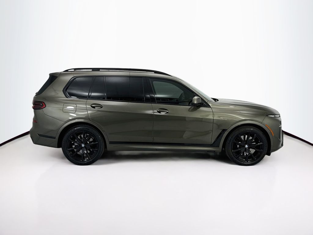 Thumbnail: 2024 BMW X7 - 4