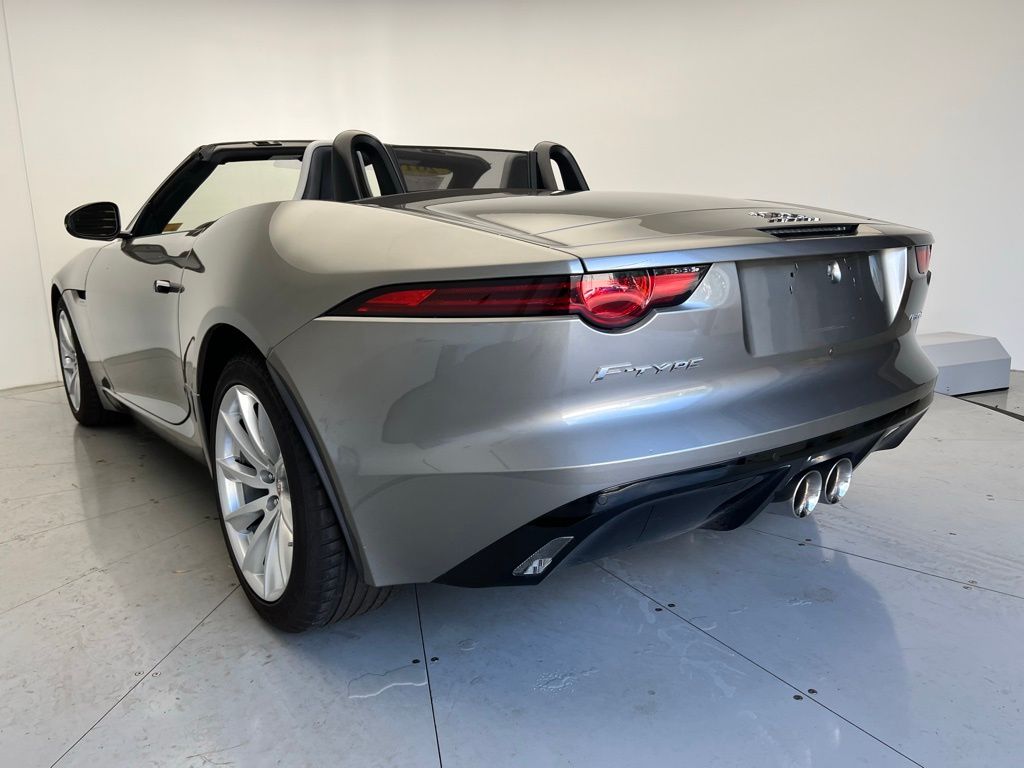 Thumbnail: 2019 Jaguar F-Type - 7