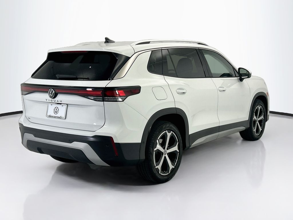 Thumbnail: 2025 Volkswagen Tiguan - 5