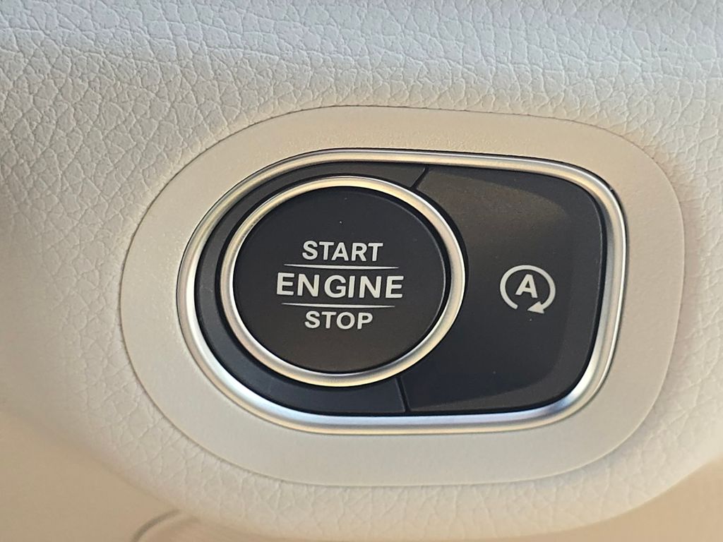 New 2026 White Mercedes-Benz GLE 350 image 39