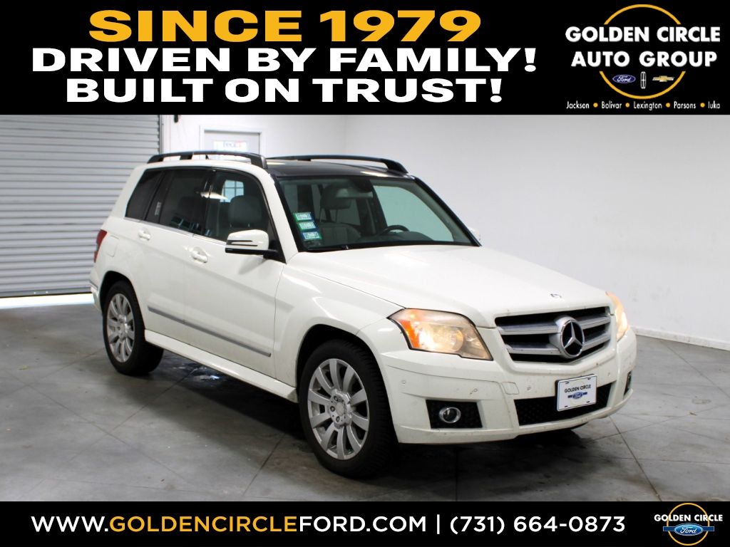White 2010 Mercedes-Benz GLK 350 4MATIC SUV / Crossover All-Wheel Drive 7-Speed Automatic