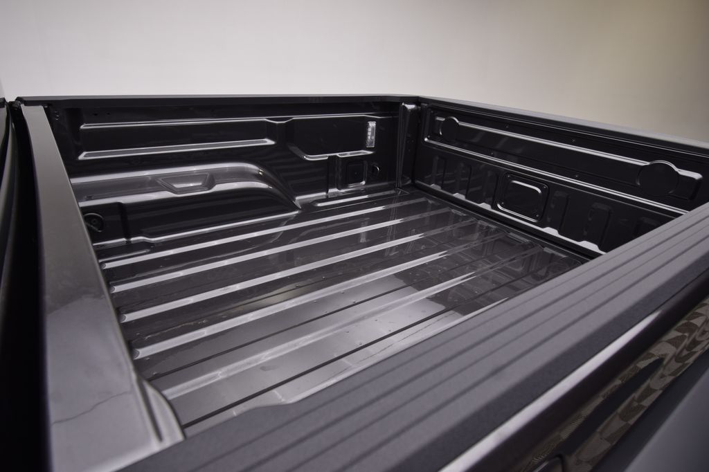 new 2026 Jeep Gladiator car, priced at $40,261