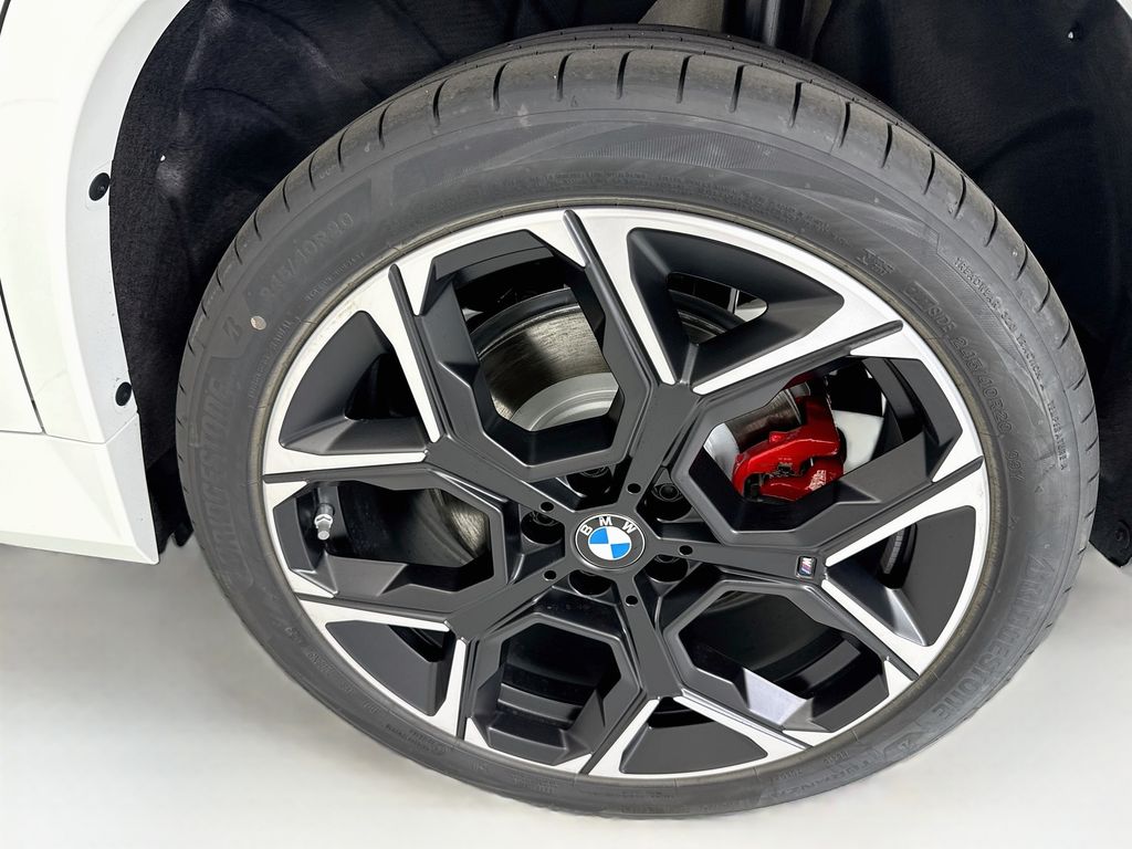 Thumbnail: 2027 BMW X1 - 30