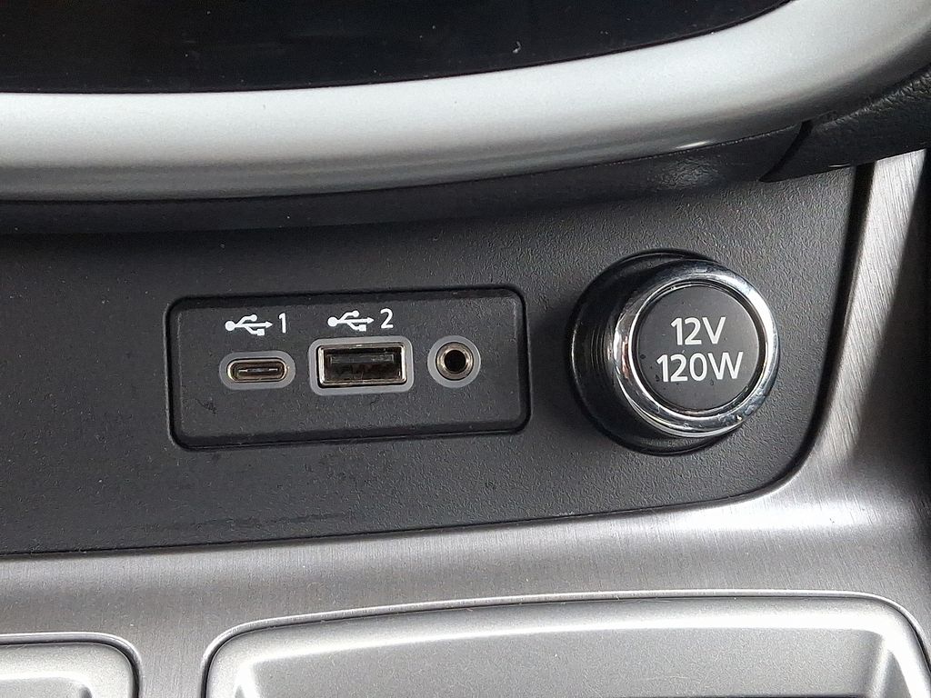 Thumbnail: 2021 Nissan Murano - 25