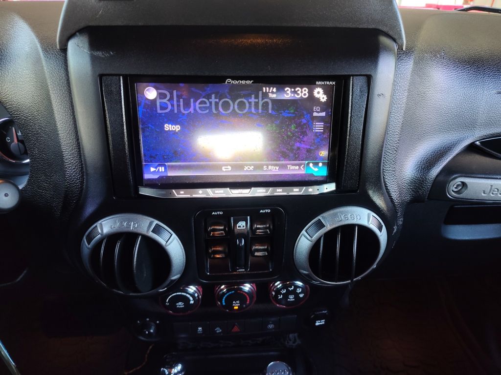 Used Car 2017 Jeep Wrangler  Unlimited Freedom Edition For Sale Under $25,000 In Austin, Texas