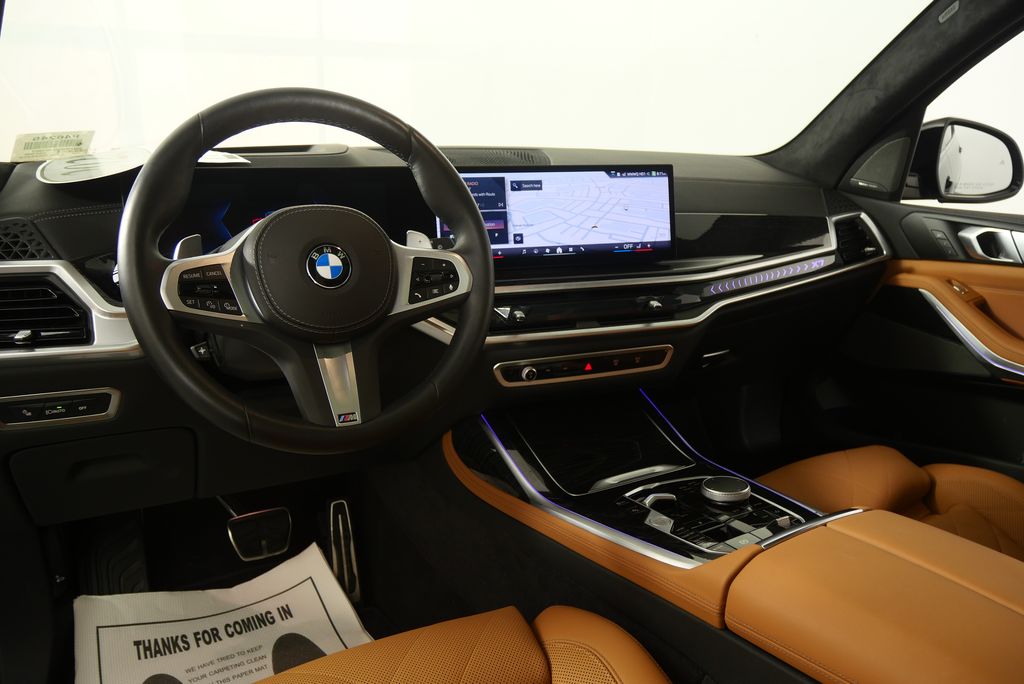 2025 BMW X7 xDrive40i 21