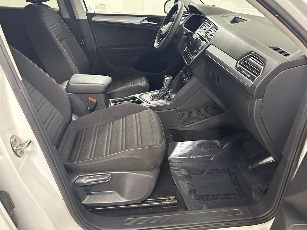 2023 Volkswagen Tiguan S - Photo 12