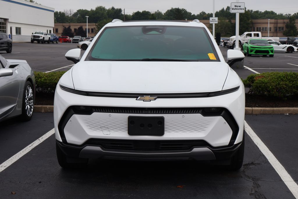 Thumbnail: 2024 Chevrolet Equinox - 2