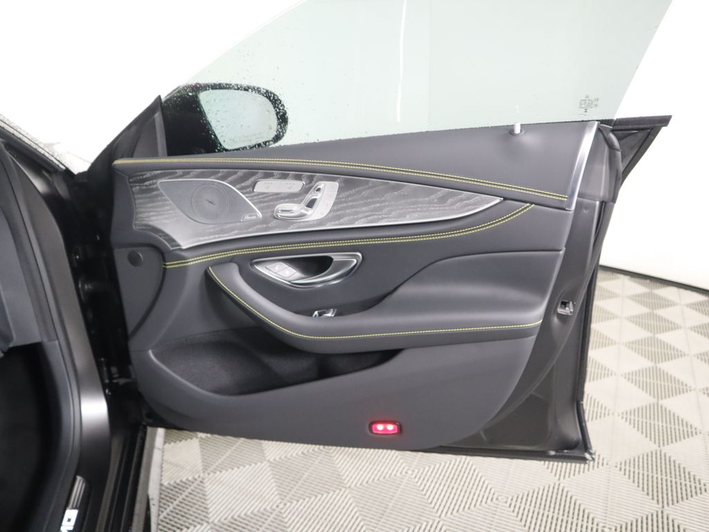 Thumbnail: 2026 Mercedes-Benz AMG GT - 27