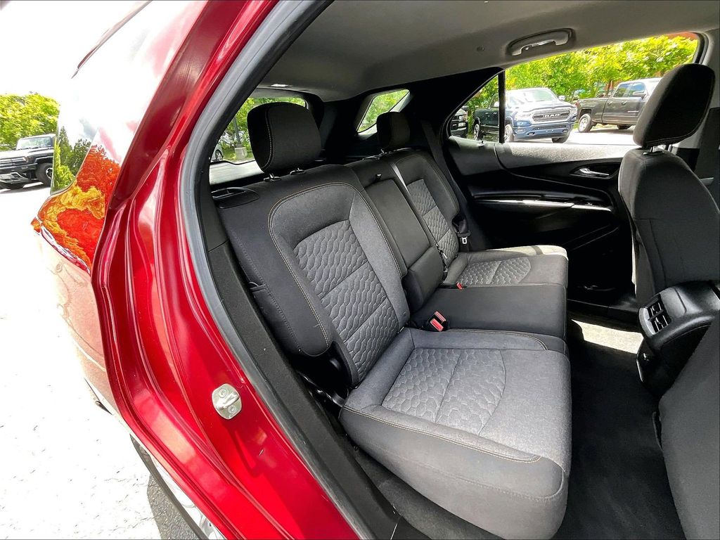 2018 Chevrolet Equinox — photo 15