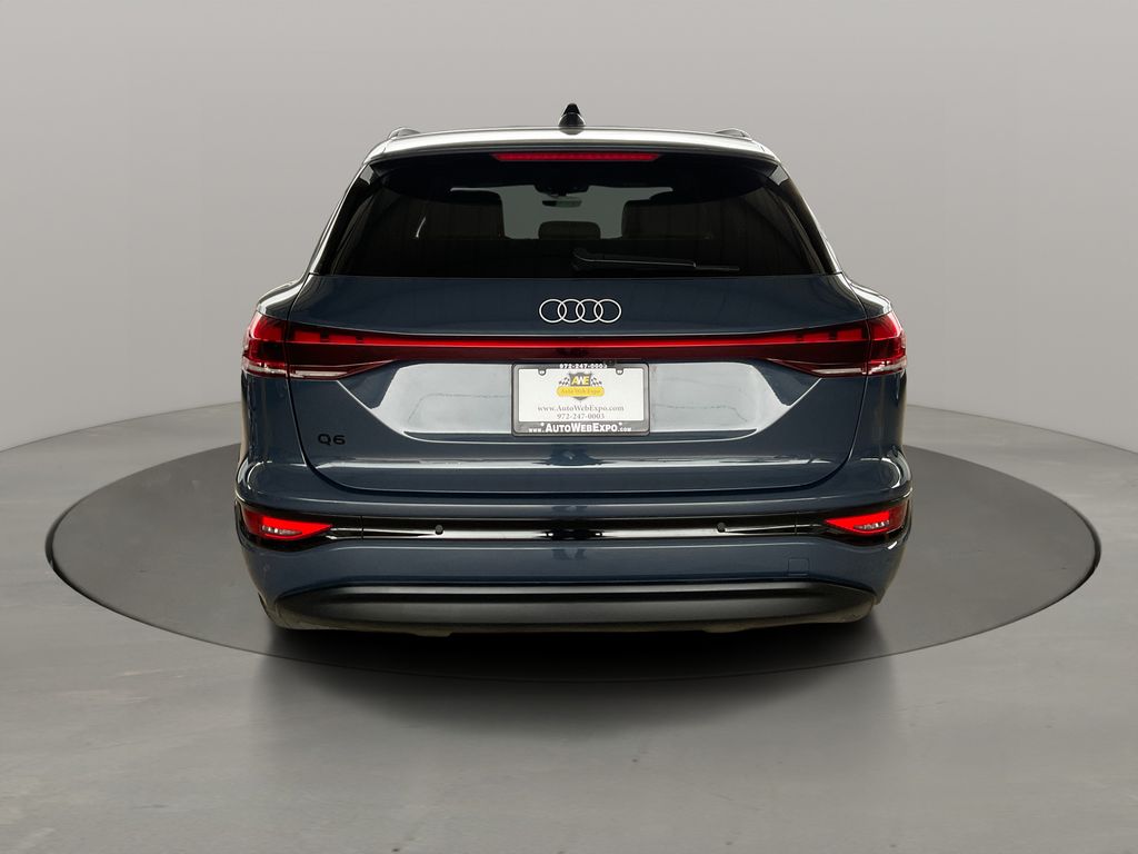View vehicle photo 6