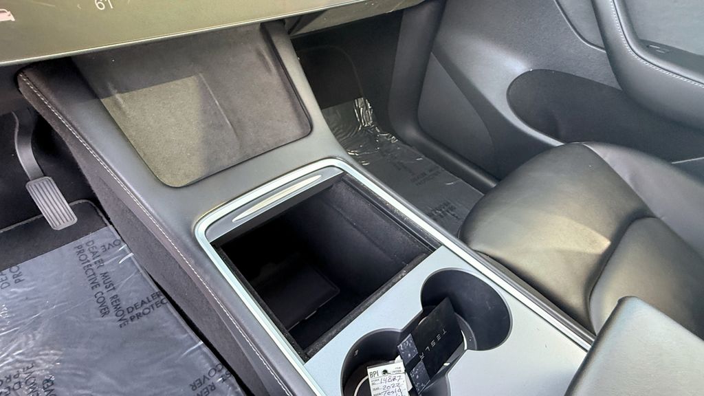 Used 2022 Tesla Model Y Long Range 4D Sport Utility