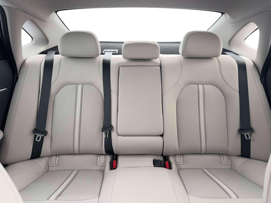 New 2026 White Hyundai SEL Sport image 16
