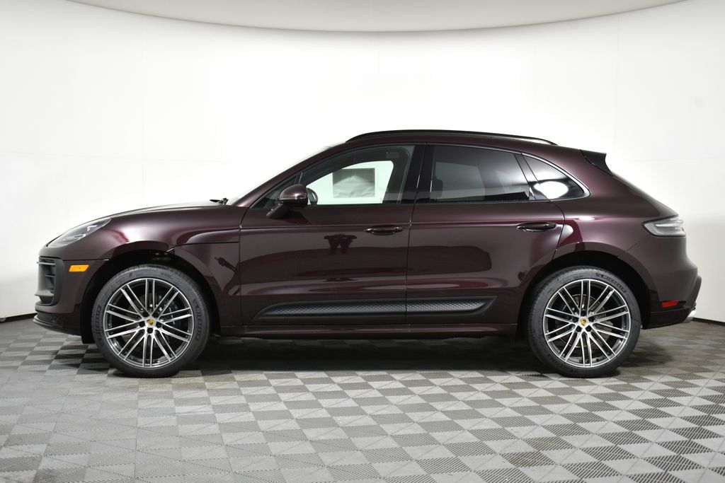 2024 Porsche Macan  2