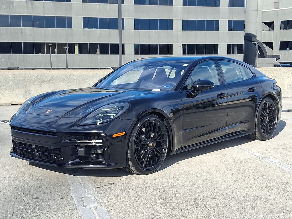Thumbnail: 2026 Porsche Panamera - 1
