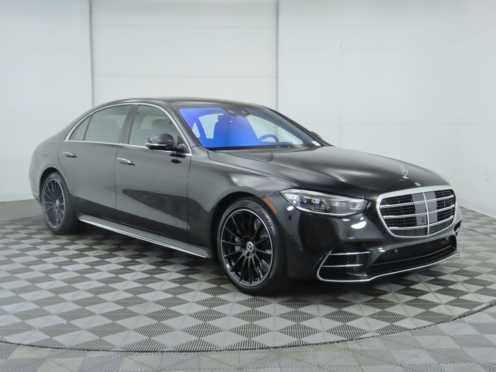 Thumbnail: 2026 Mercedes-Benz S-Class - 3
