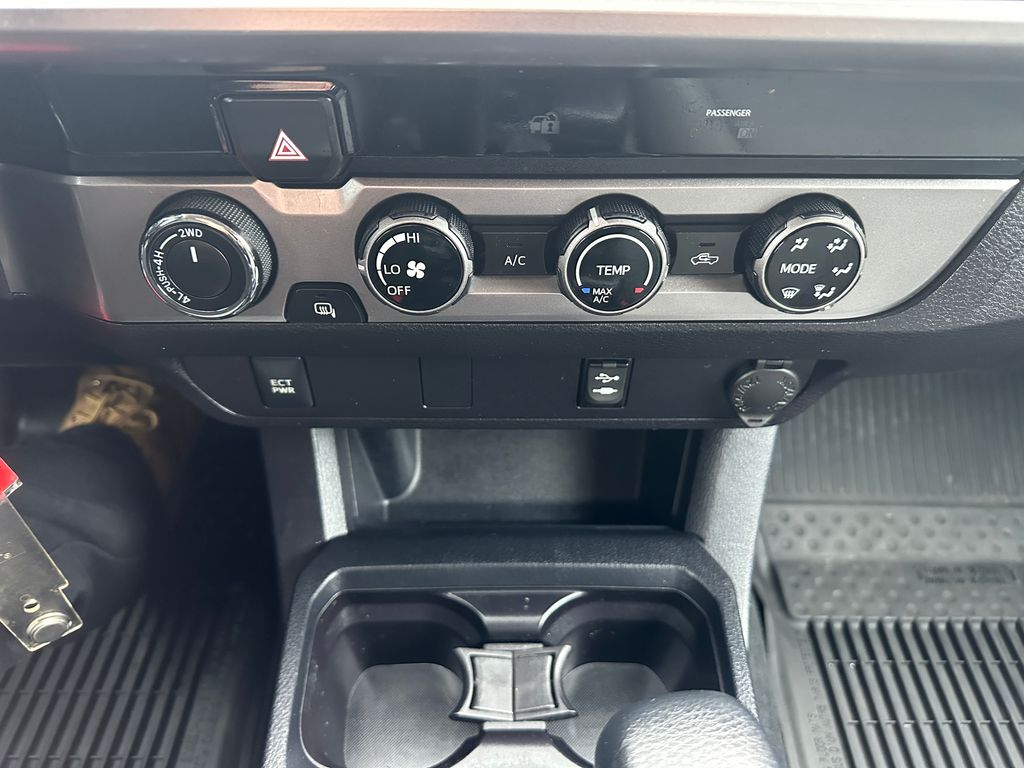 2017 Toyota Tacoma SR5