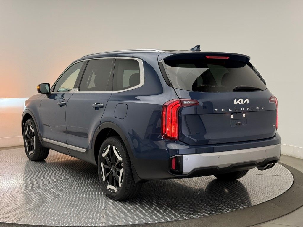 Thumbnail: 2023 Kia Telluride - 9