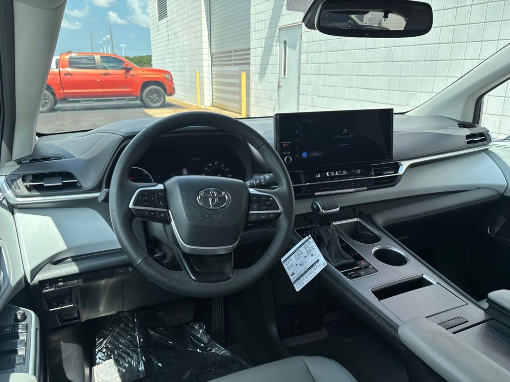 Used 2026 Toyota Sienna Van