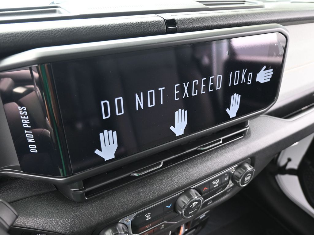 New 2026 bright white clearcoat Jeep Sport S image 18