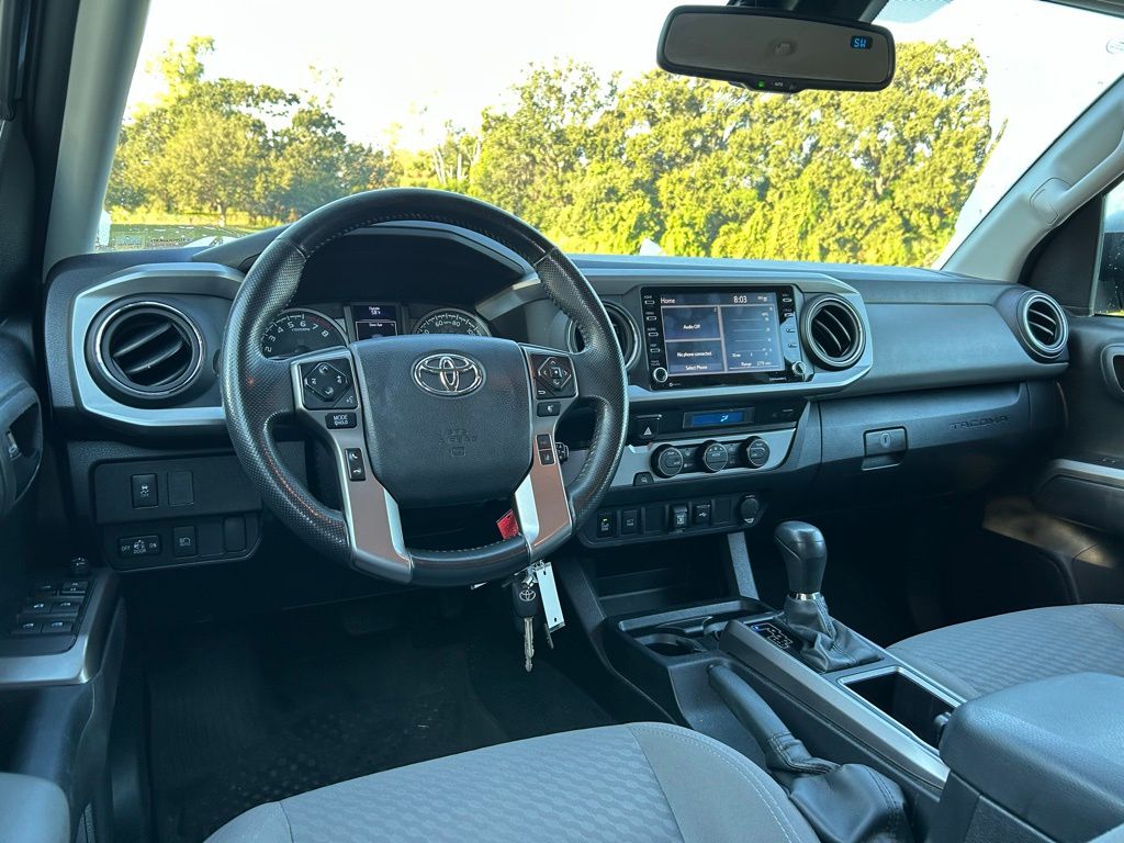 Thumbnail: 2022 Toyota Tacoma - 12