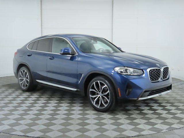 2022 BMW X4 xDrive30i 3