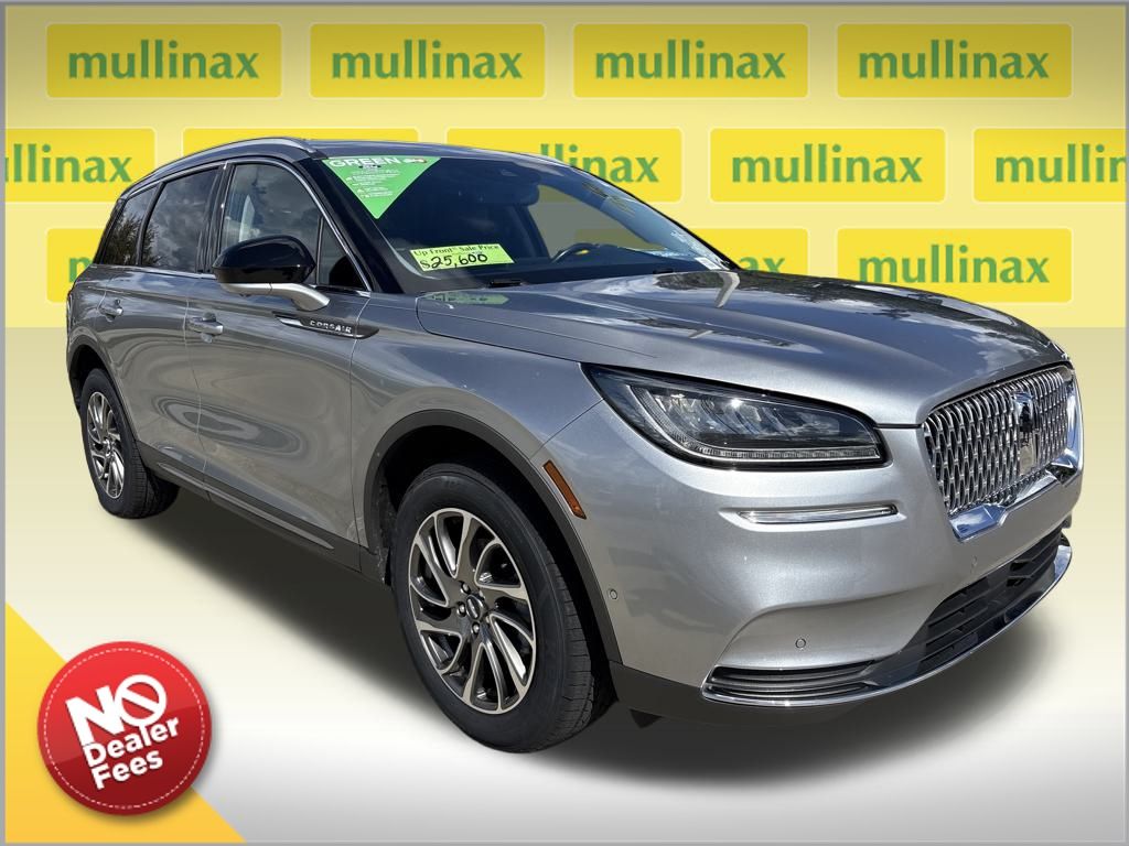 2021 Lincoln Corsair Base's photo