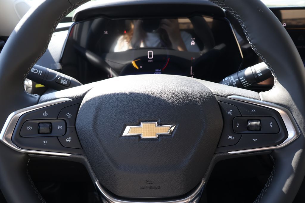 Thumbnail: 2026 Chevrolet Trax - 21