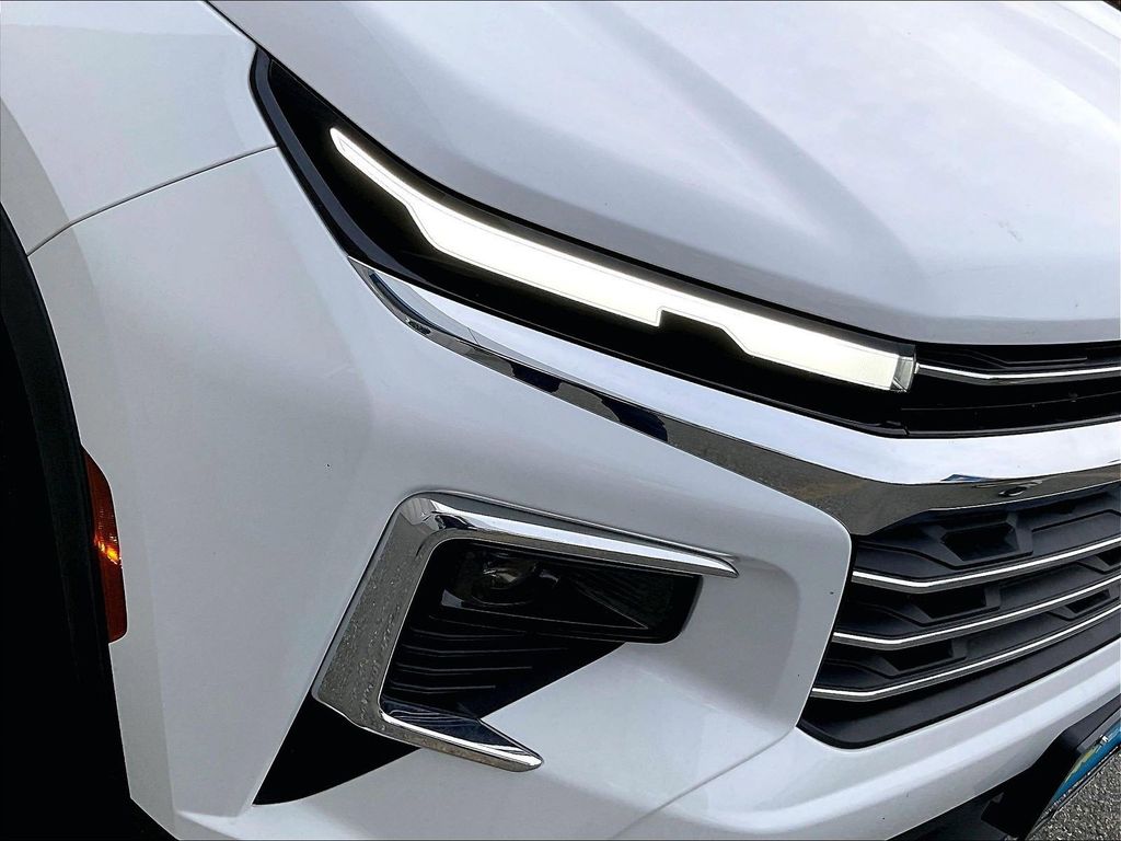 2026 Chevrolet Traverse — photo 32