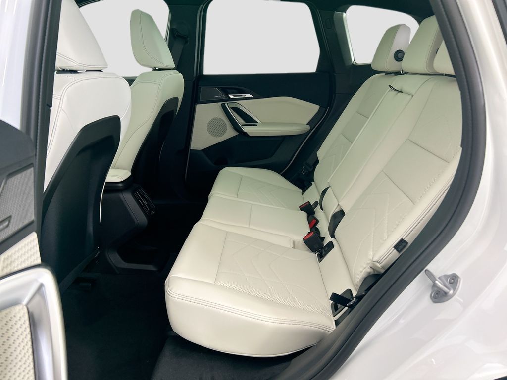 Thumbnail: 2026 BMW X1 - 19