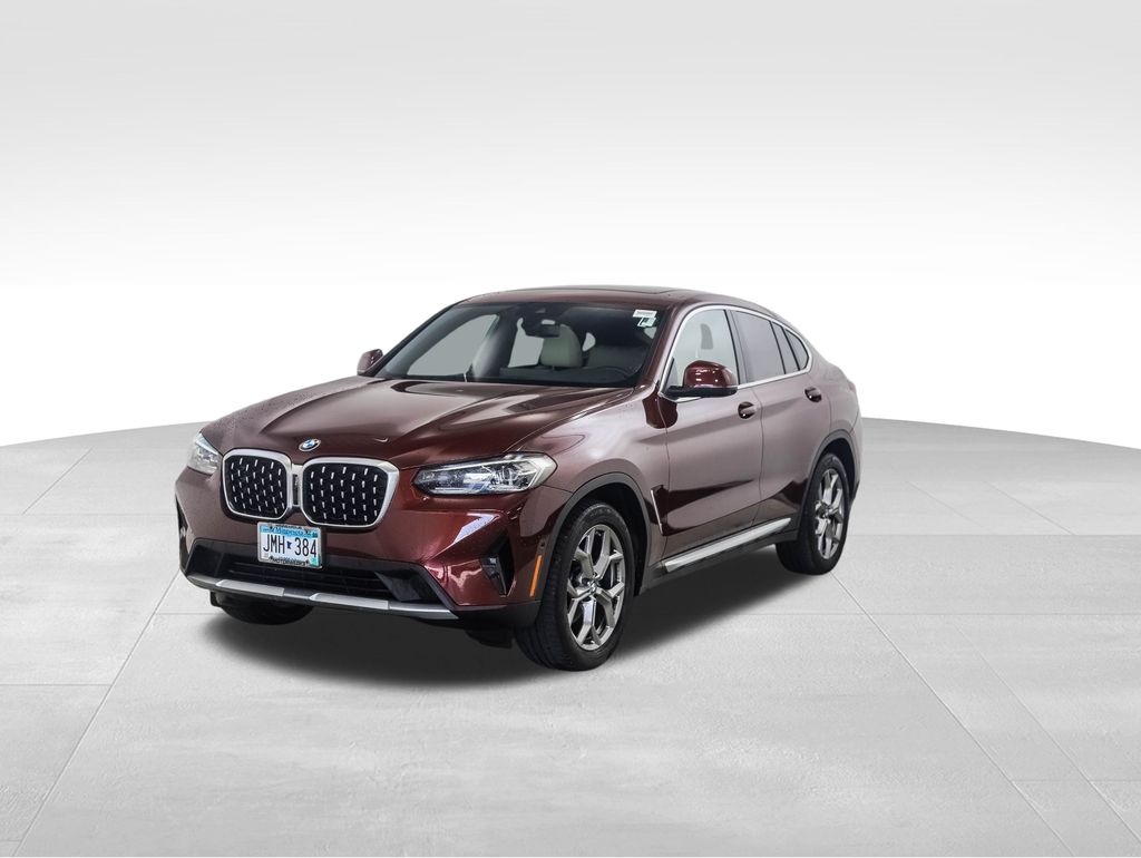 Thumbnail: 2023 BMW X4 - 1