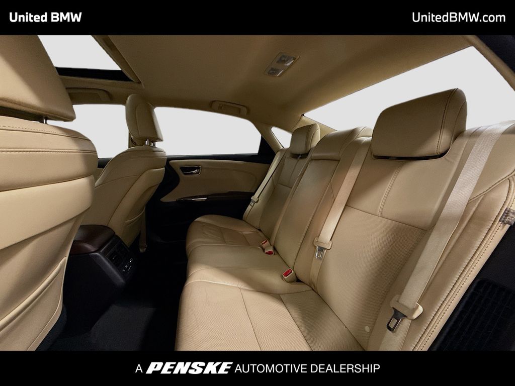 Thumbnail: 2016 Toyota Avalon - 13