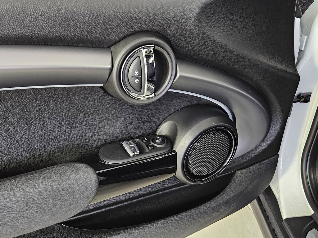 Thumbnail: 2024 MINI Cooper - 12