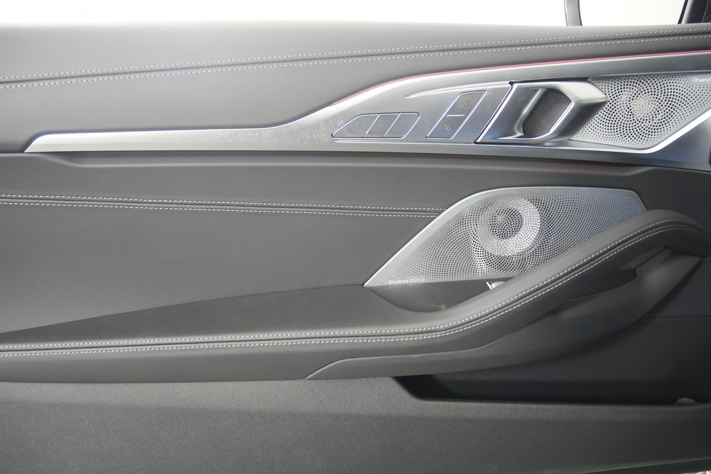 Thumbnail: 2026 BMW 8 Series - 9