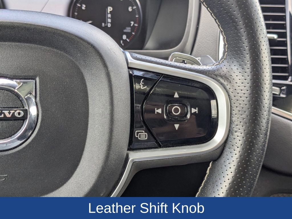 2019 Volvo XC90 T6 R-Design