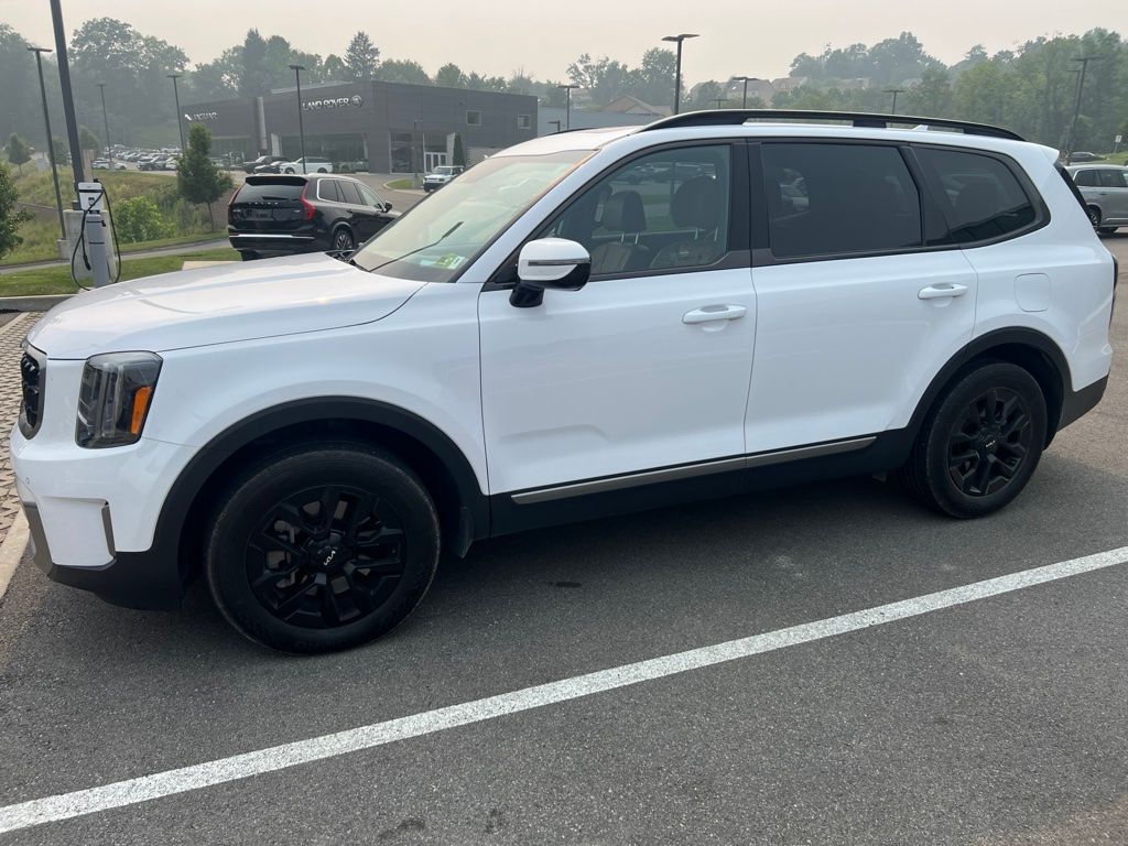 Used 2023 White Kia SX-Prestige X-Pro image 7