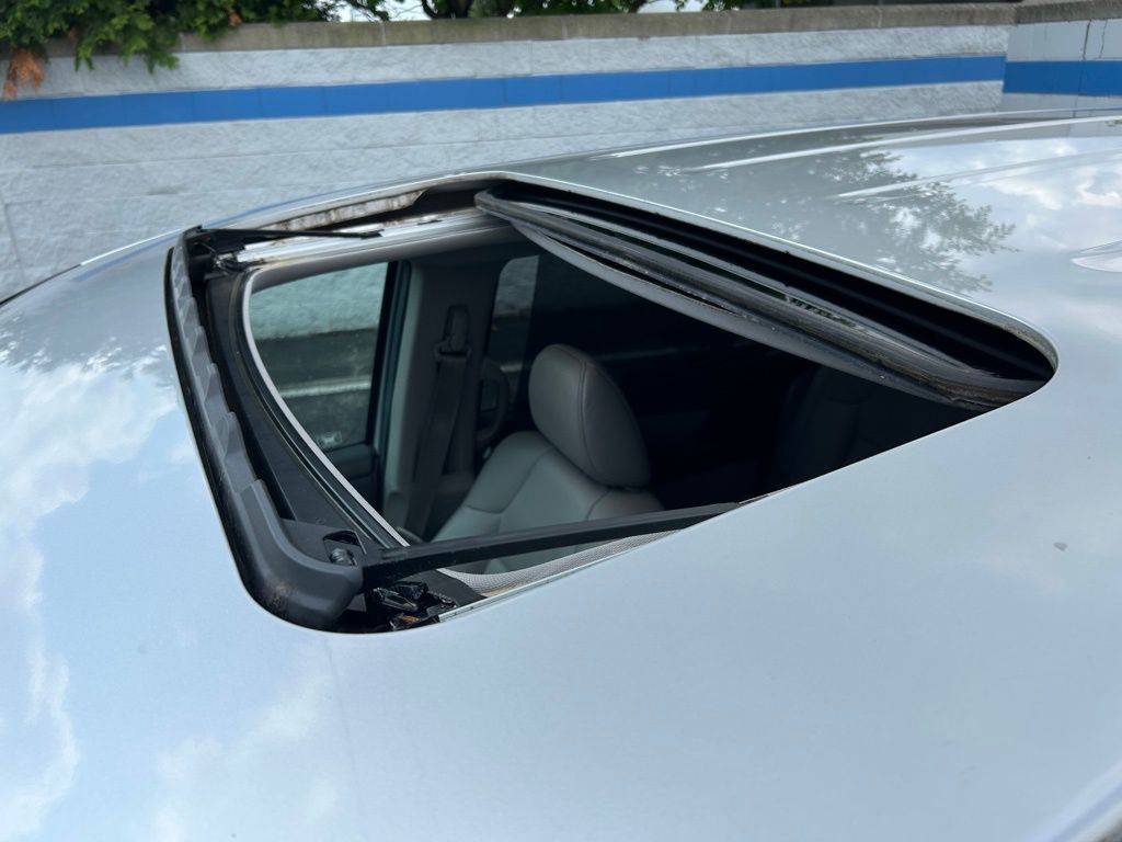 Thumbnail: 2012 Honda Odyssey - 11