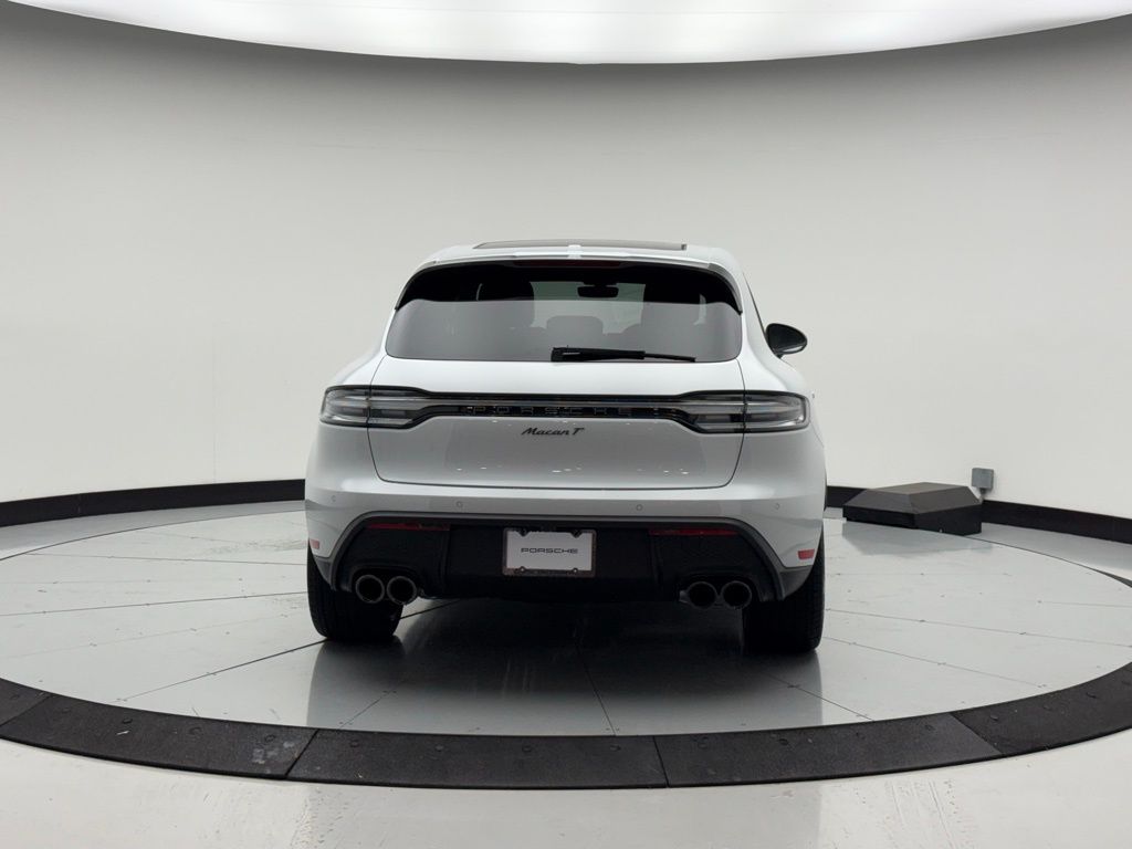 Thumbnail: 2026 Porsche Macan - 6