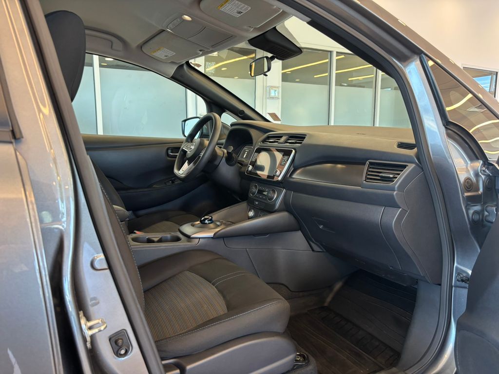2023 Nissan Leaf S