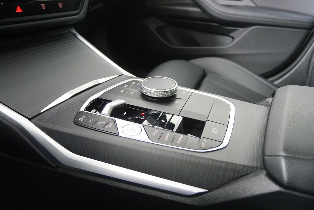 Thumbnail: 2025 BMW 4 Series - 29