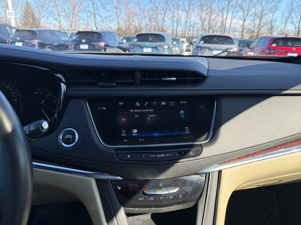 Thumbnail: 2019 Cadillac XT5 - 15