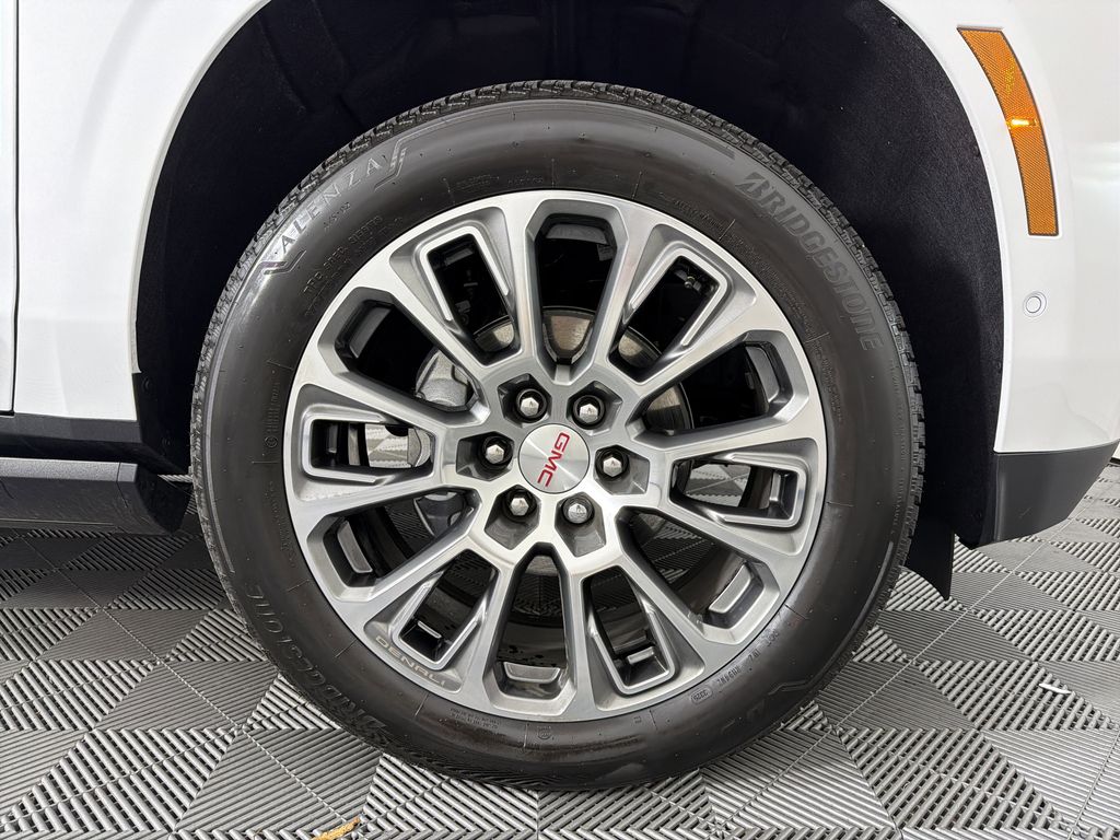 used 2026 GMC Yukon car, priced at $89,900