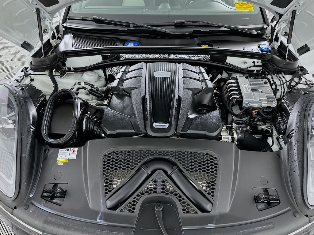 2022 Porsche Macan GTS 31