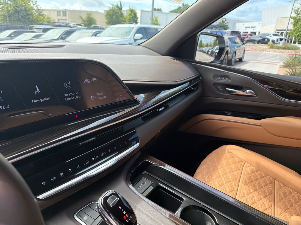 Used 2021 White Cadillac Premium Luxury image 24