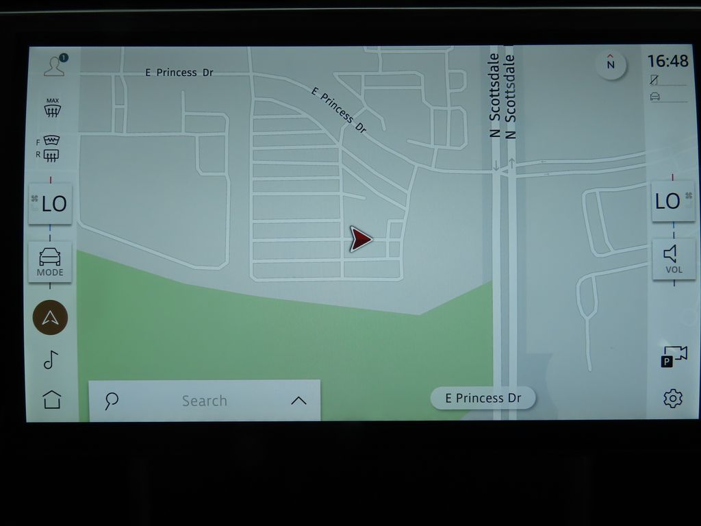 Thumbnail: 2025 Land Rover Range Rover - 15