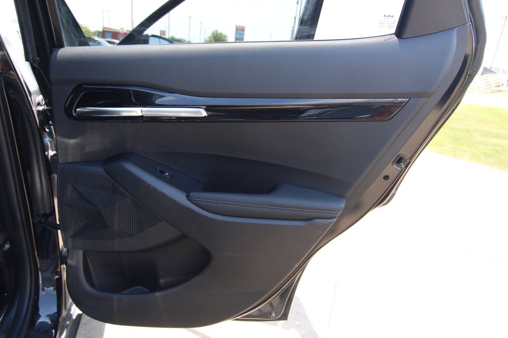 Used 2024 Kia Seltos SUV