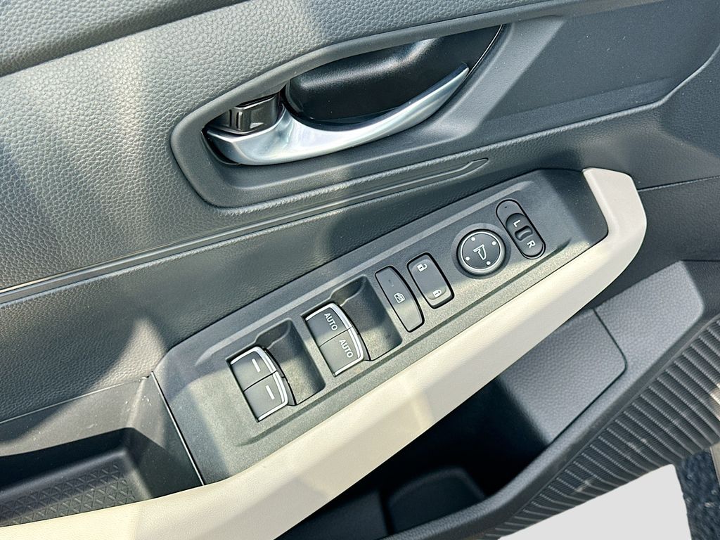 Thumbnail: 2025 Honda Accord - 19