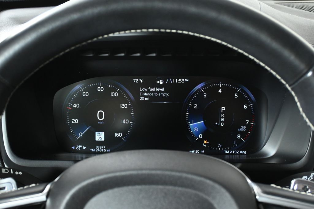 Thumbnail: 2020 Volvo XC90 - 20